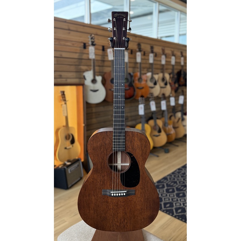 Martin 000-17 Standard Series (2025) *Free Shipping in the US*