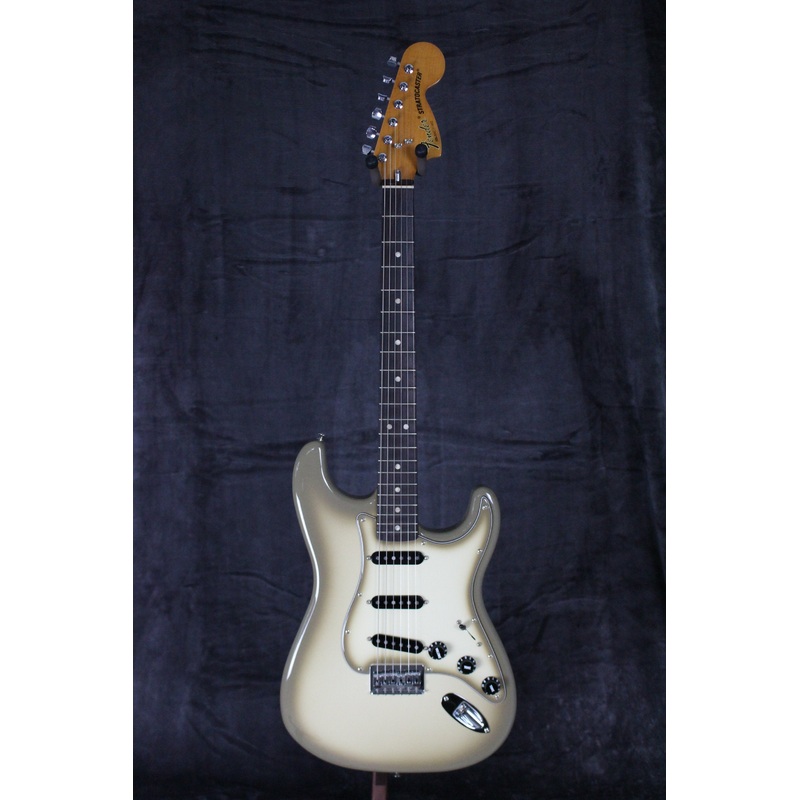 2024 Fender 70th Anniversary Stratocaster Antigua